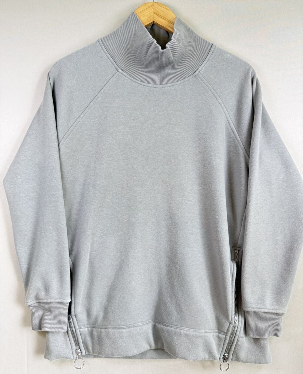Athleta Small Gray Mock Neck Side Zip Sweatshirt Pullover Fleece Lined S